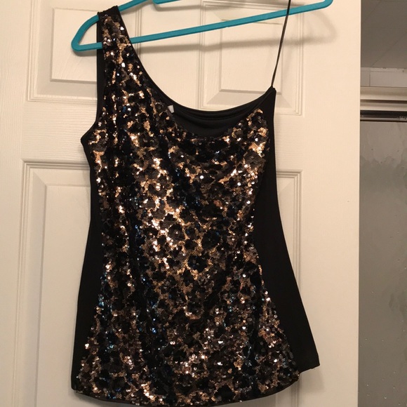 Off shoulder dressy sequined top. Brown back - Picture 1 of 3